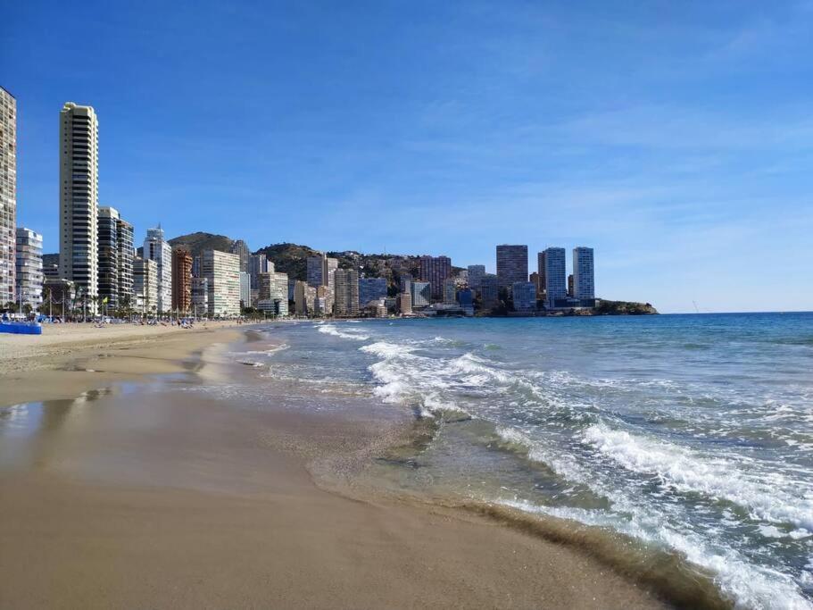 Appartement Queen Apartment. Cozy & Close To The Beach Apartment. Pool/parking.